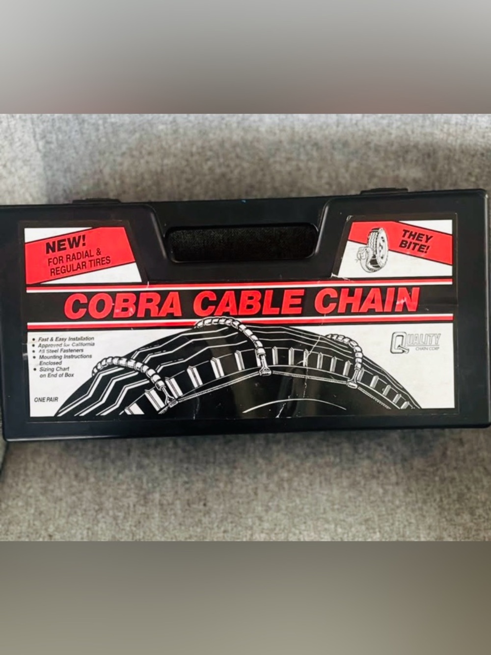 Tire Traction Kit in Black and Red